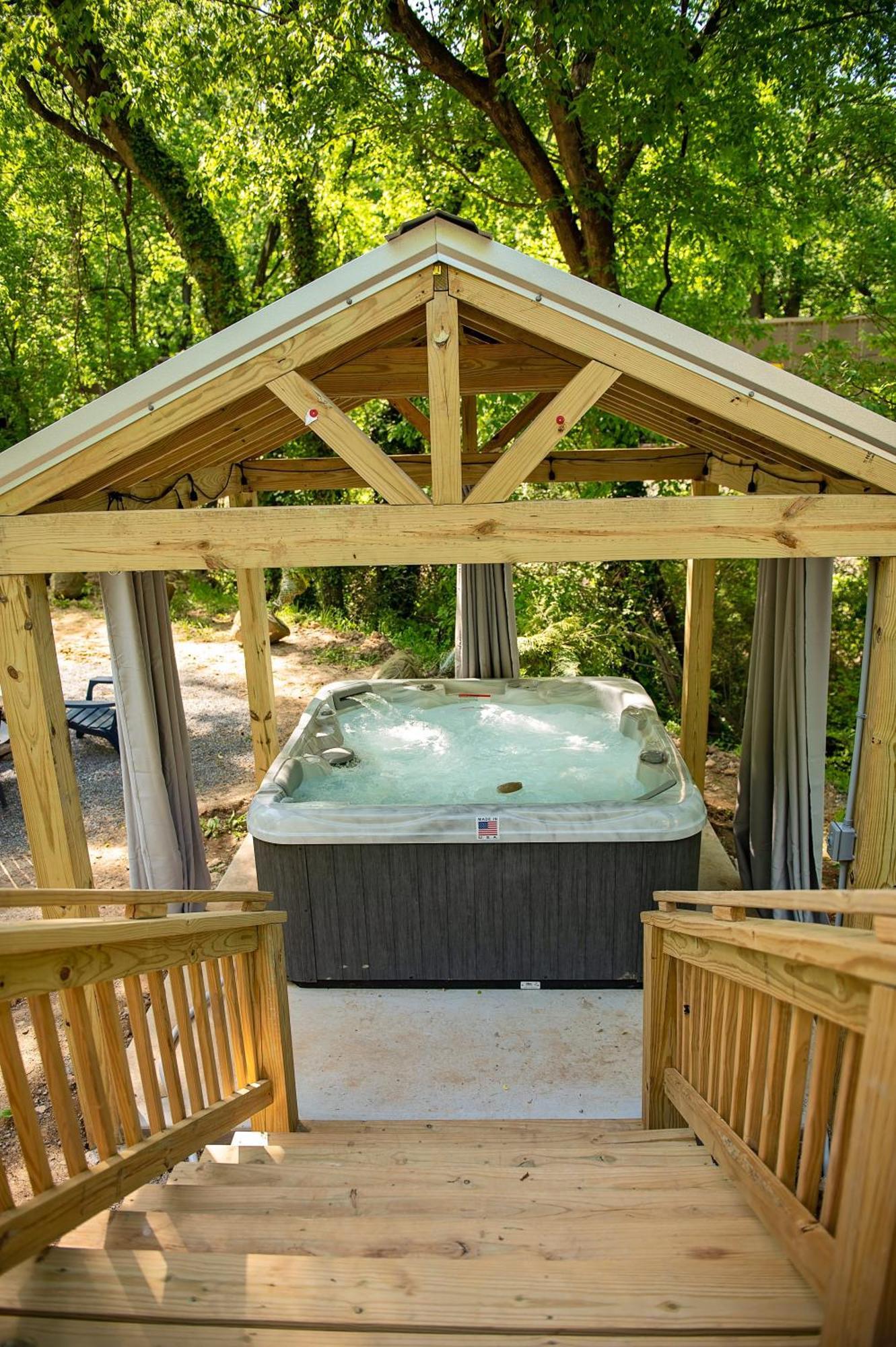 Meg Cabin Tiny Rustic Comfort On Lookout Mtn Chattanooga Kültér fotó