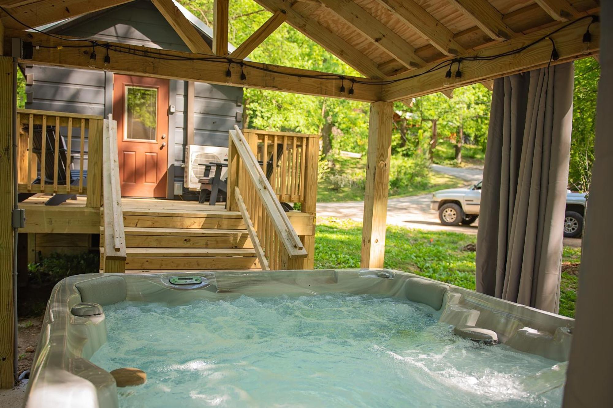 Meg Cabin Tiny Rustic Comfort On Lookout Mtn Chattanooga Kültér fotó